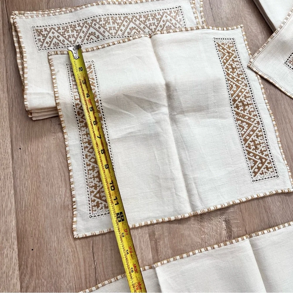 Vintage 16 PCs Beige Linen Lace Brown Embroidered Placemat‎ & Napkins Beautiful